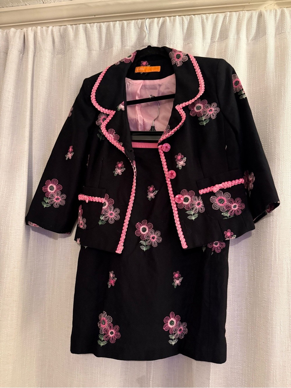 2000s Cynthia Steffe Black Jacket with Pink Floral Embroidery size S